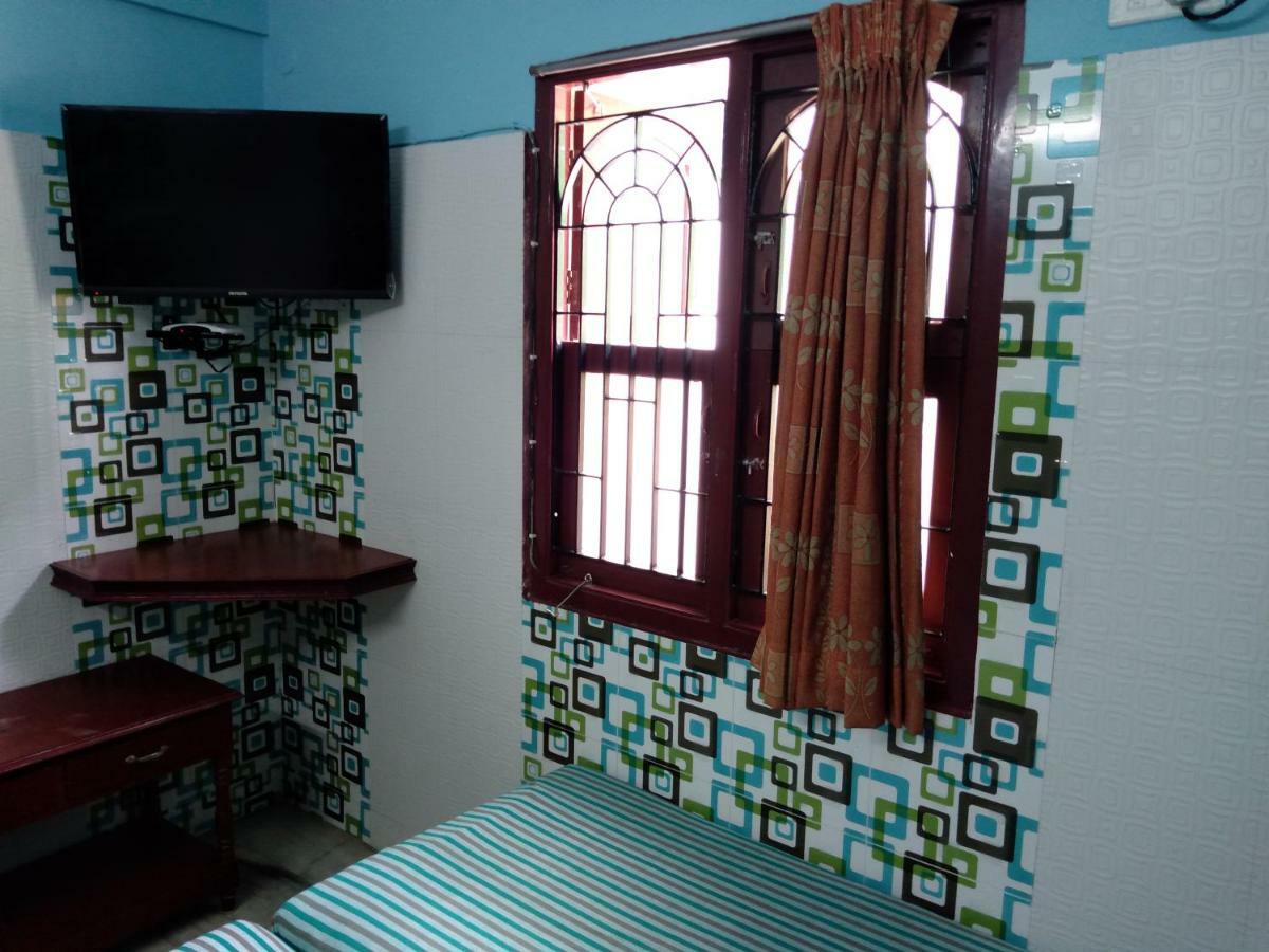 Classic Guest House チェンナイ エクステリア 写真